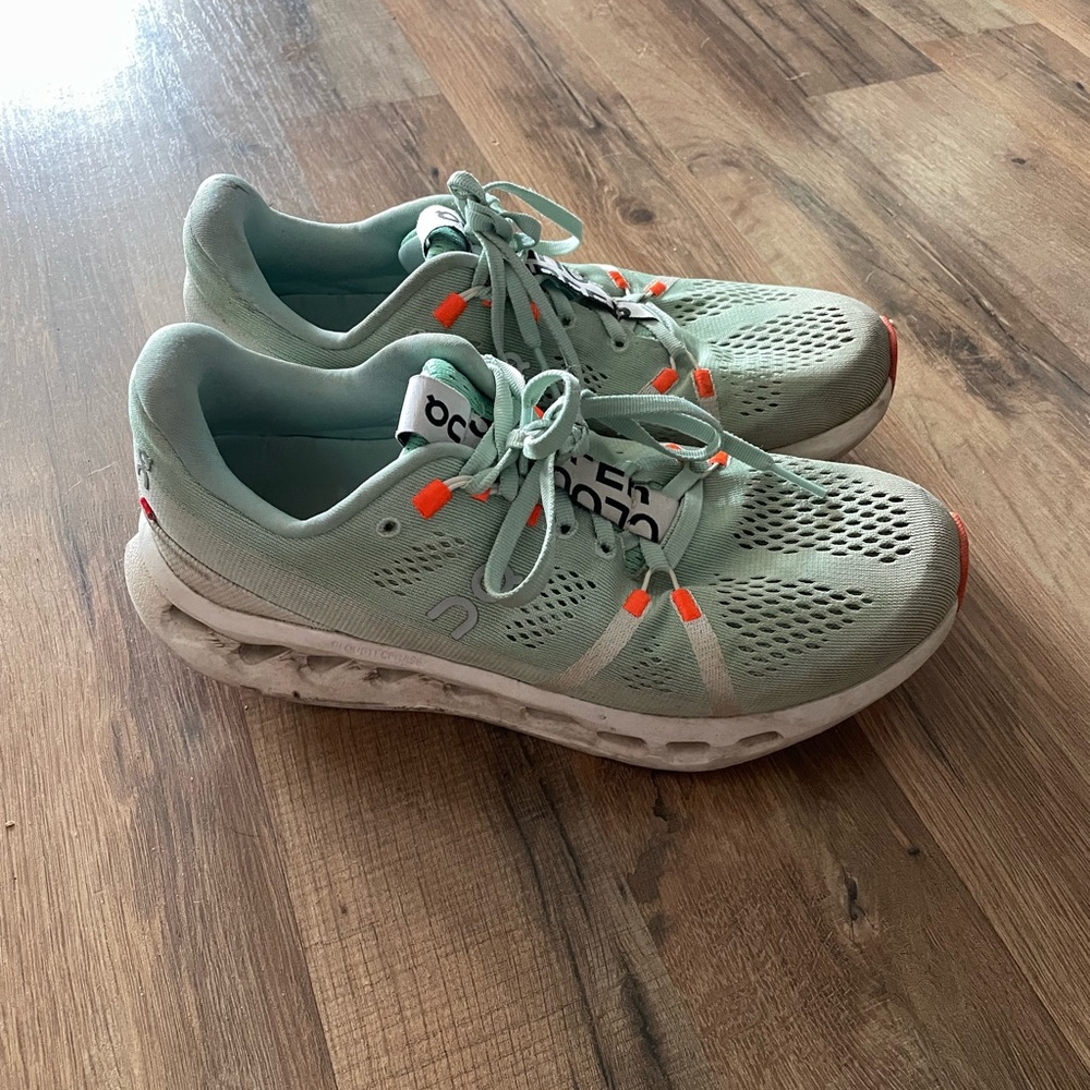 Cloud surfer shoes